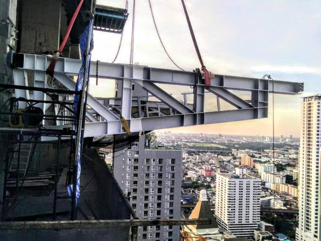 โครงสร้างเหล็กขนาดใหญ่